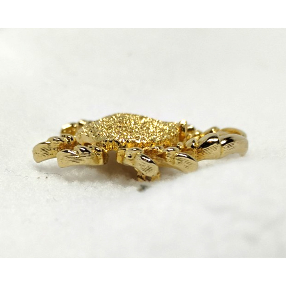 Gold Tone Figural Crab Brooch Pin Nautical Coastal Beach Textured Jewelry - Picture 5 of 12